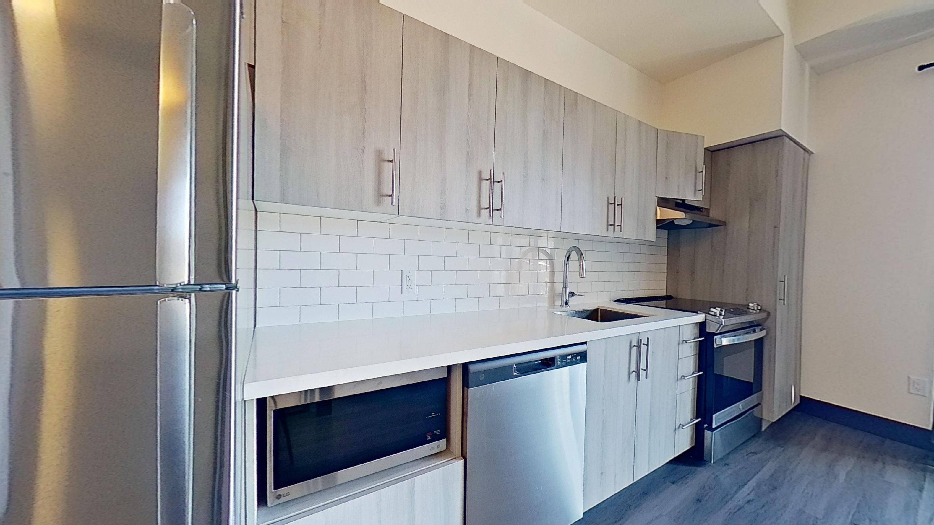 Hamilton, ON L8N 1A9,121 King ST E #306