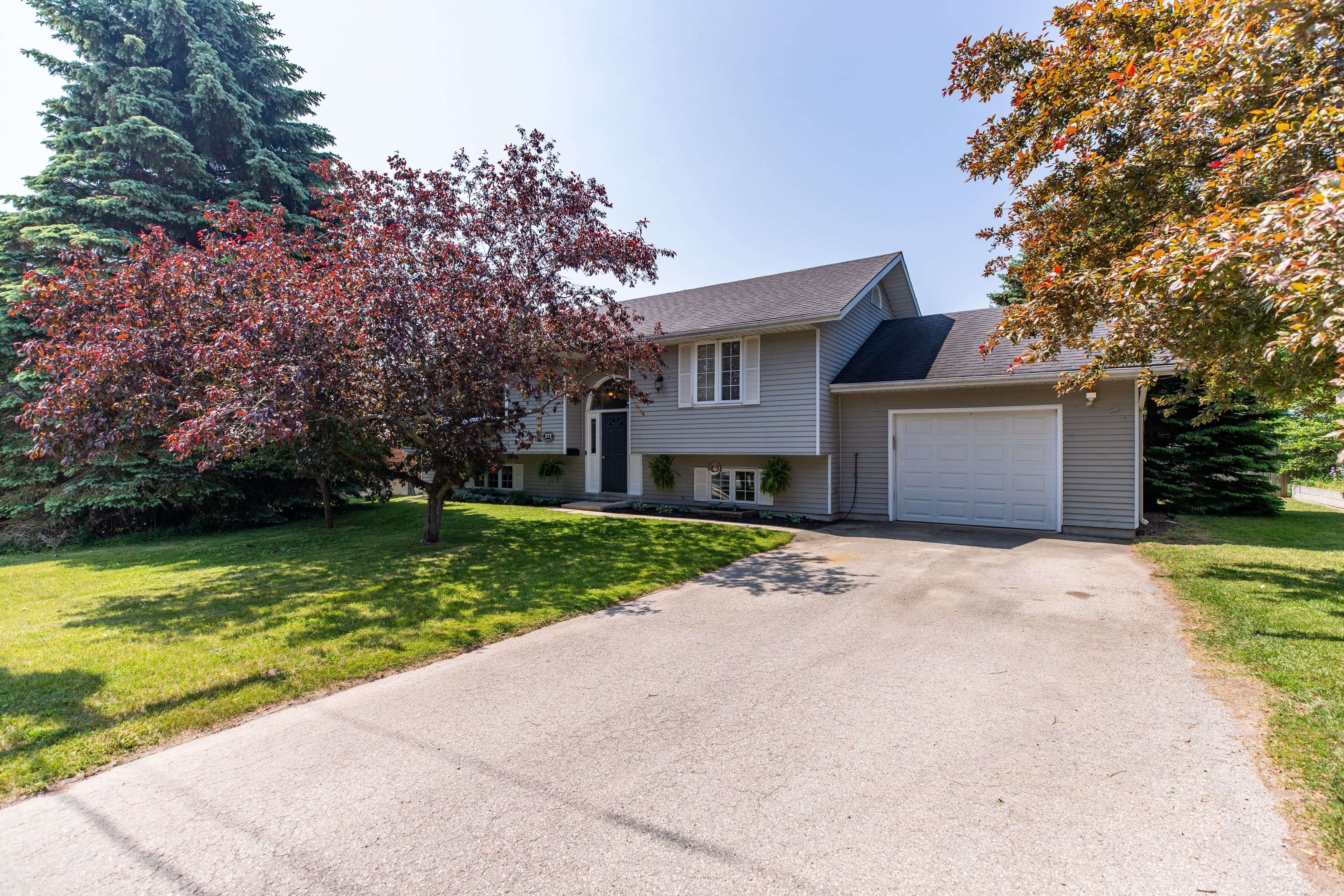 372 St Albert ST, Kincardine, ON N2Z 2V3