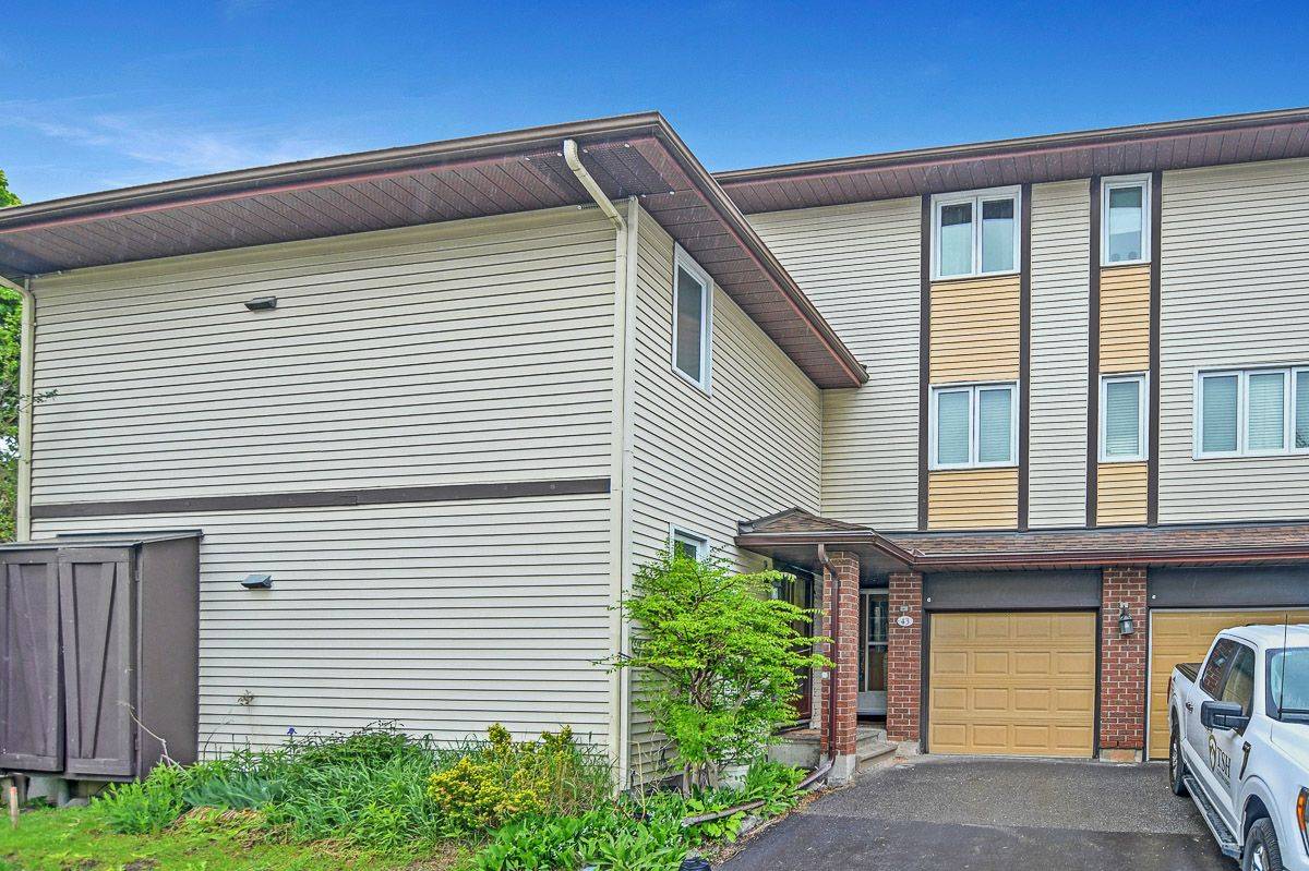 43 Haxby Private #51, Hunt Club - South Keys And Area, ON K1T 3B7