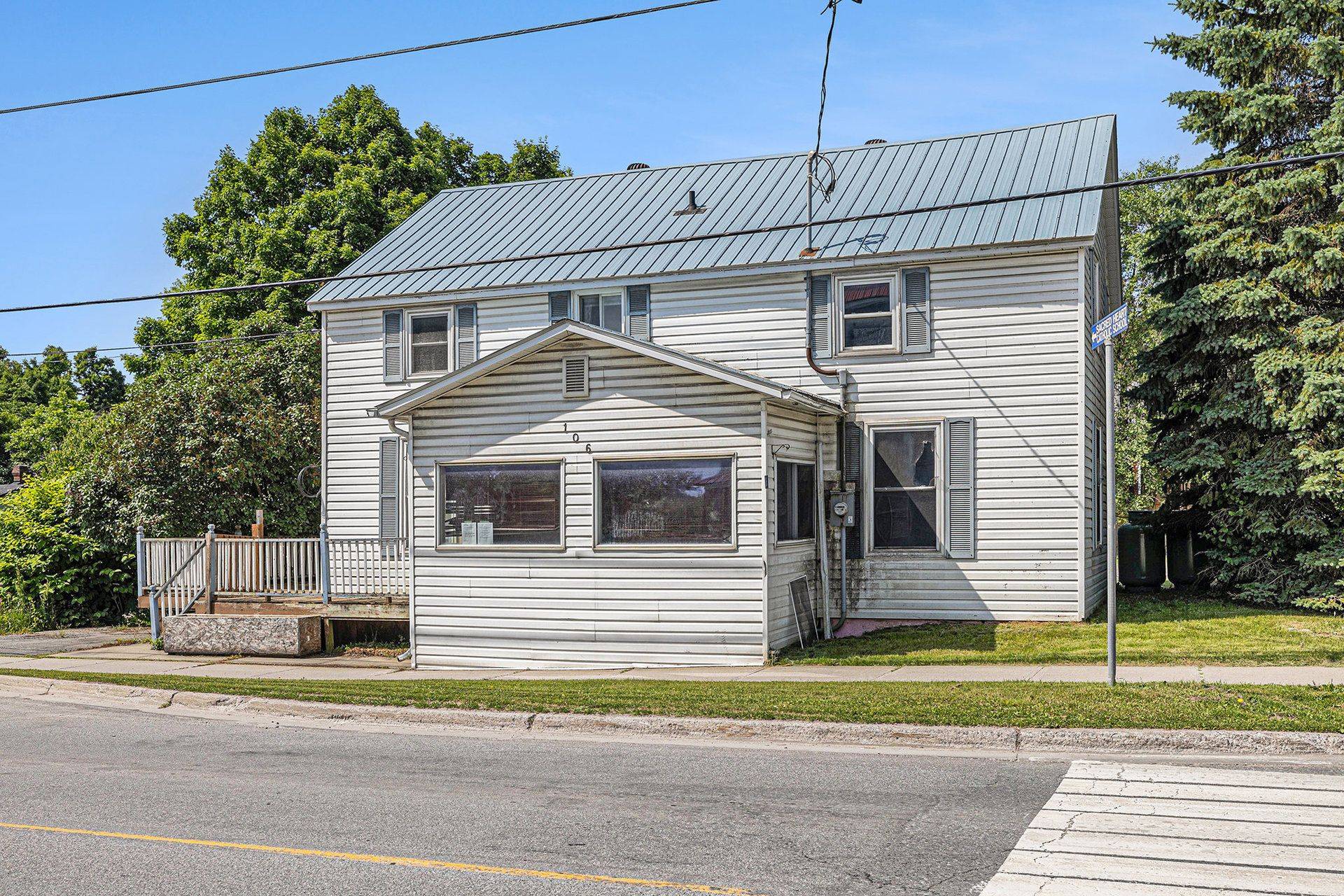 Lanark Highlands, ON K0G 1K0,106 GEORGE ST