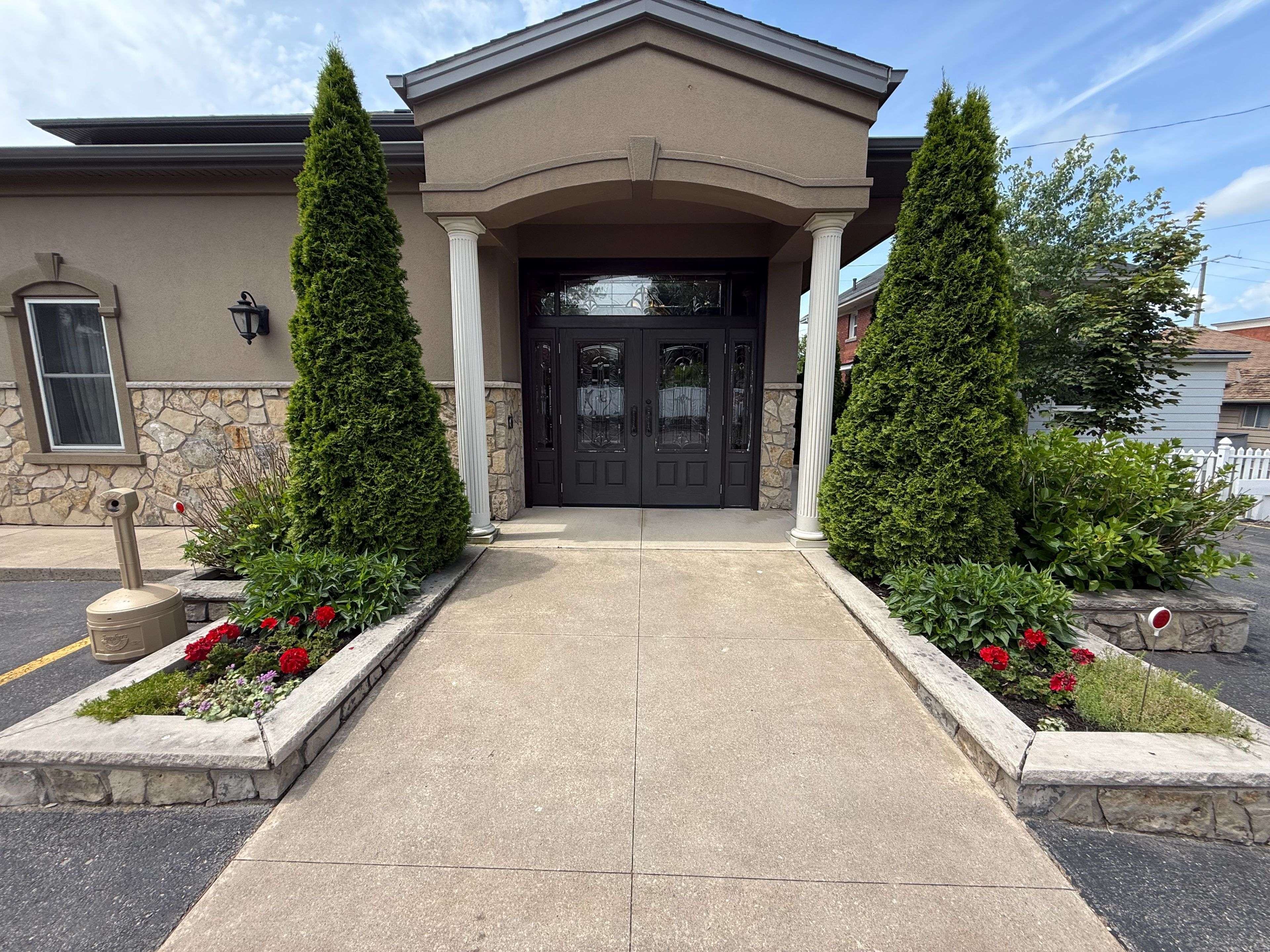 Thorold, ON L2E 6A8,20, 22, 26 Ormond ST S