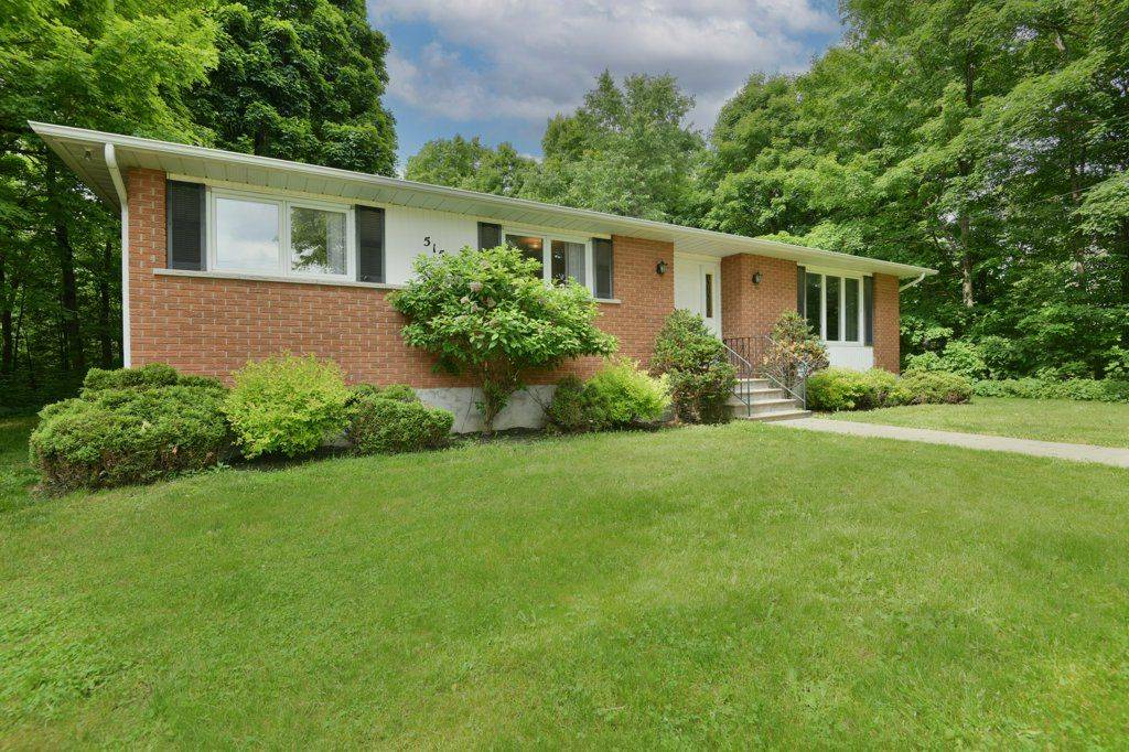 Carleton Place, ON K7C 3J3,515 Bridge ST
