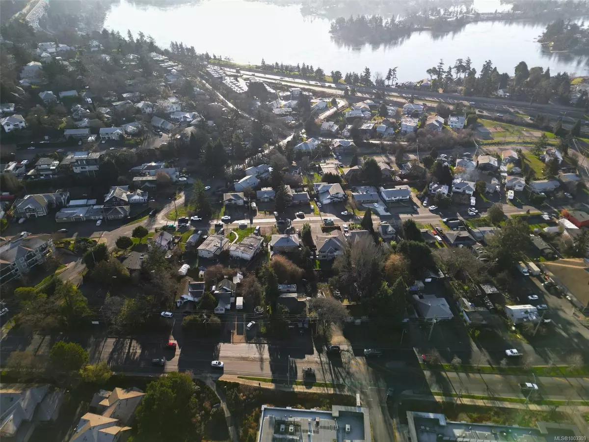 View Royal, BC V8Z 5G7,16/20/22/24/ Helmcken Rd