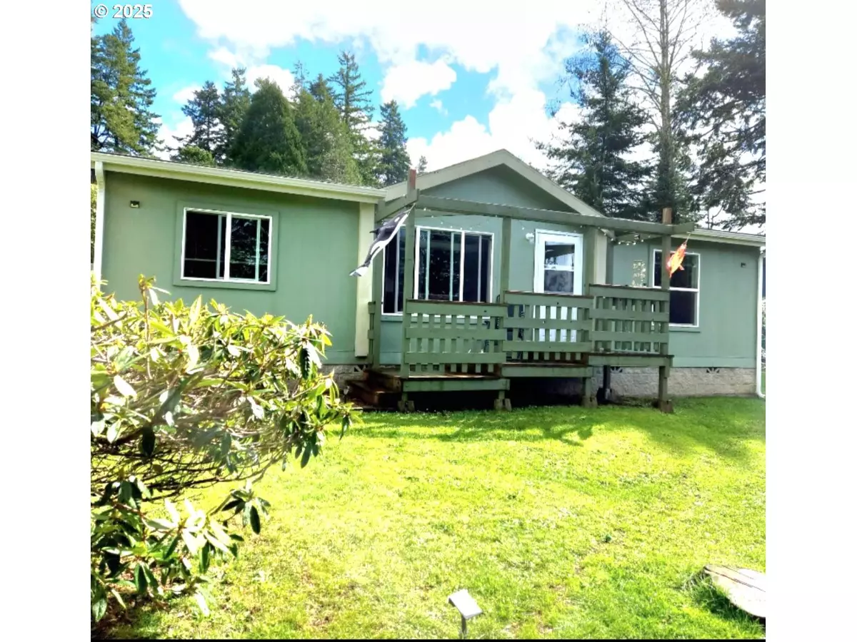 Lakeside, OR 97449,545 QUEENS AVE