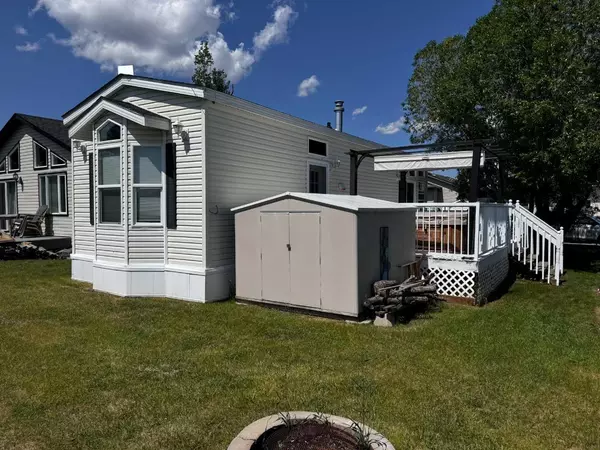 Rural Red Deer County, AB T0M 1R0,25074 South Pine Lake RD #3053