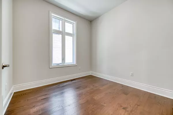 Vaughan, ON L3L 0G9,160 Winthrop CRES