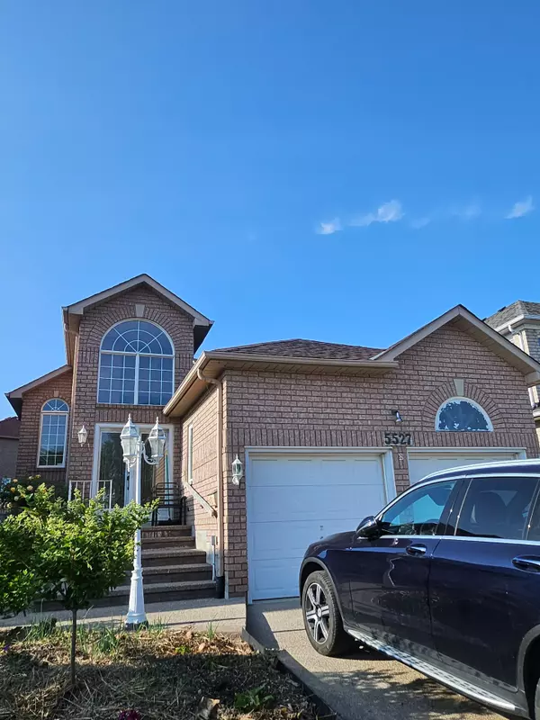 5527 Loonlake AVE, Mississauga, ON L4E 4R1