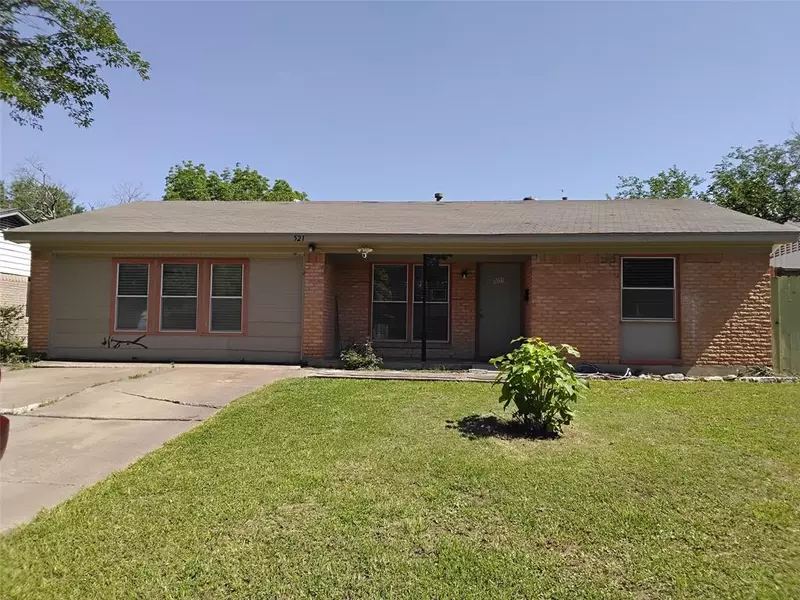 521 Pleasant Valley Road, Garland, TX 75040