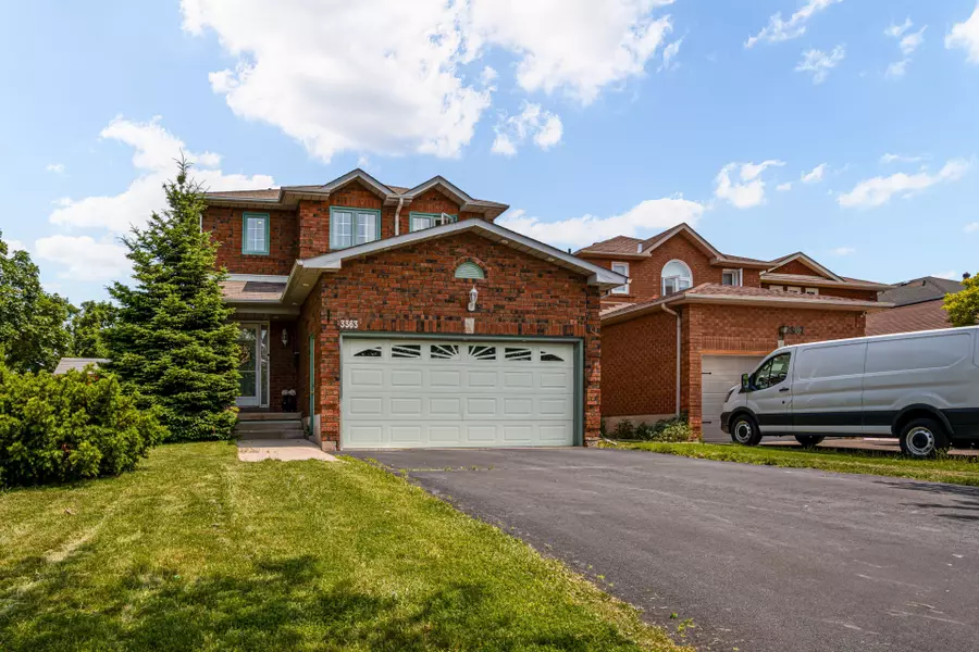 3363 Columbine CRES, Mississauga, ON L5N 6A8