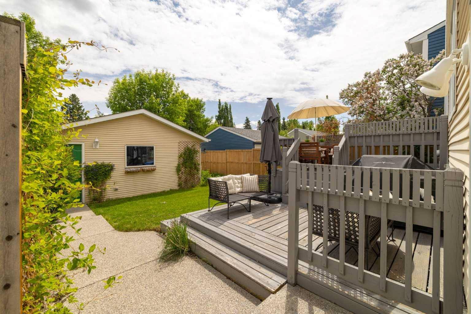 Calgary, AB T2T6E7,123 Amiens CRES SW