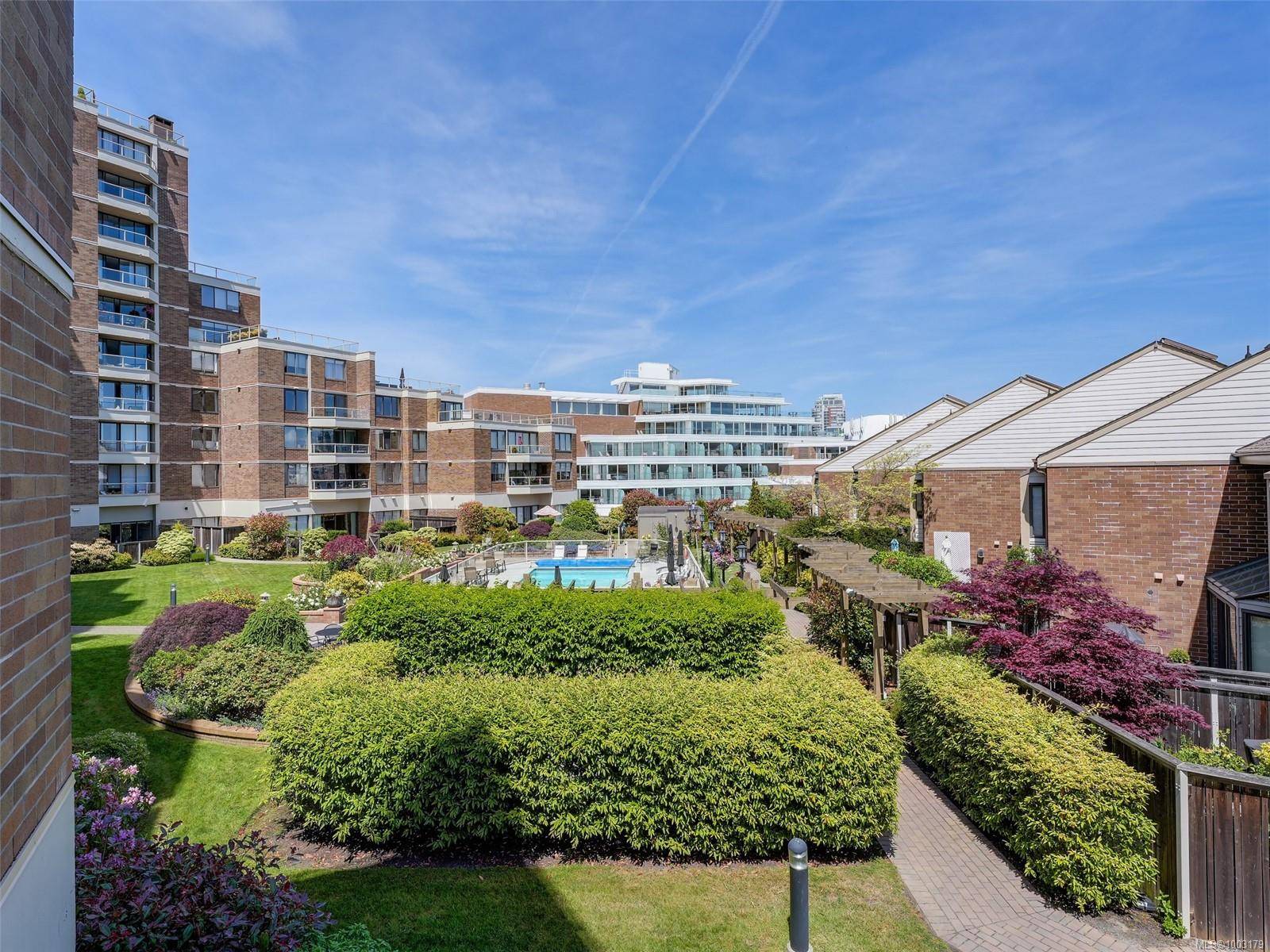 225 Belleville St #215, Victoria, BC V8V 4T9