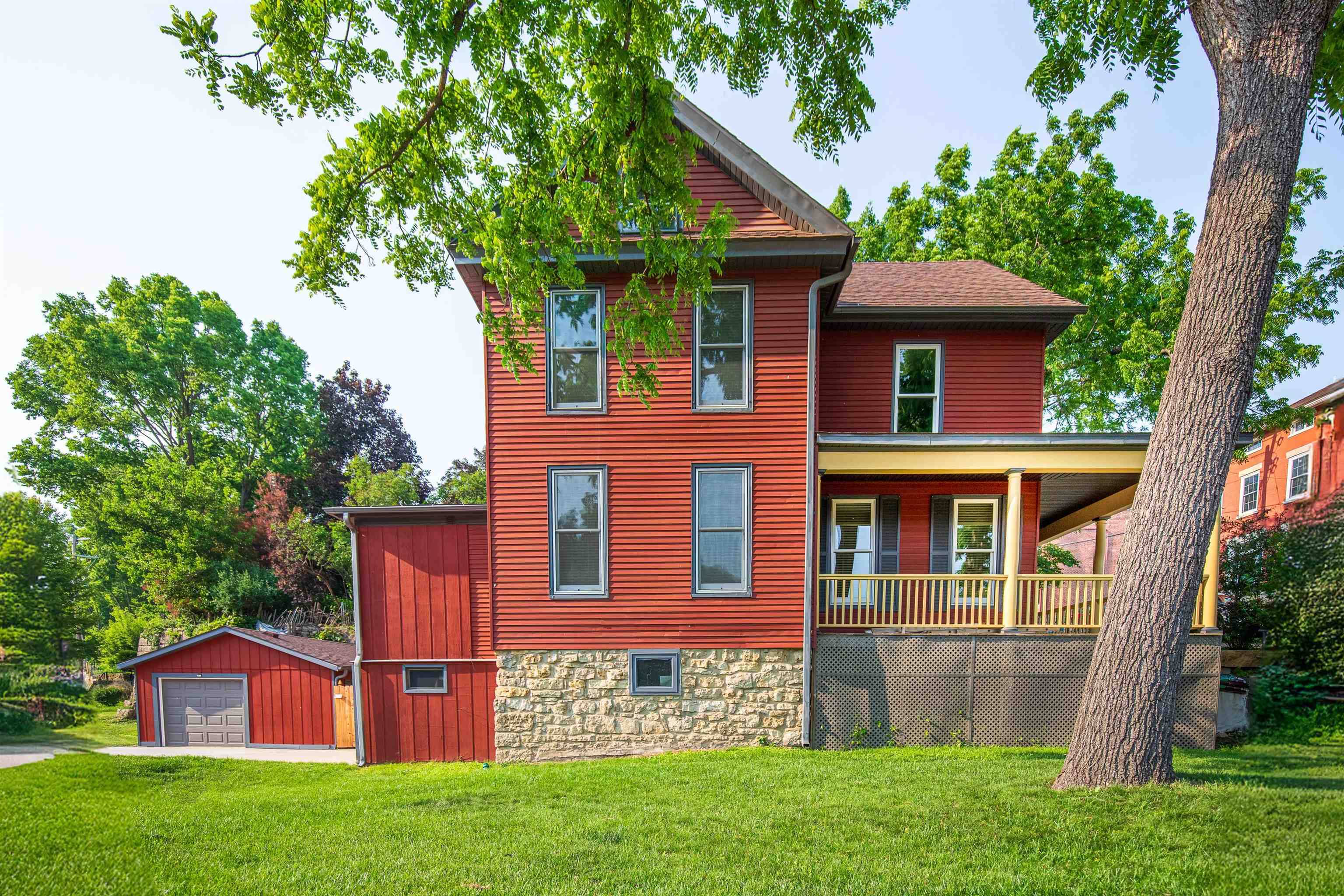 Galena, IL 61036,613 S Bench Street