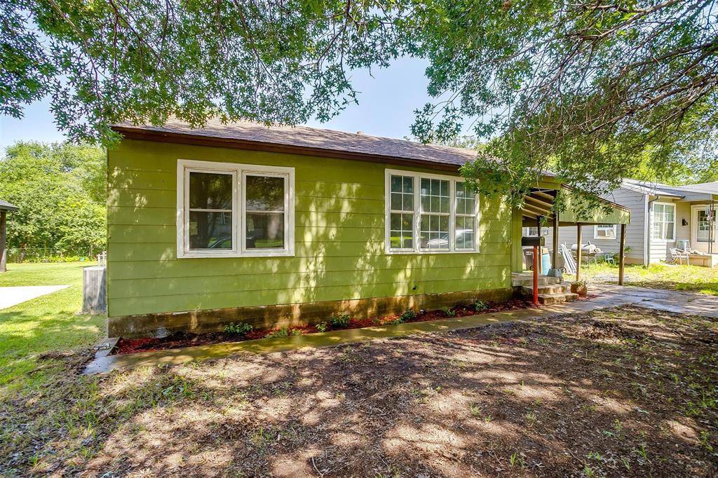 Fort Worth, TX 76116,4944 Royal Drive