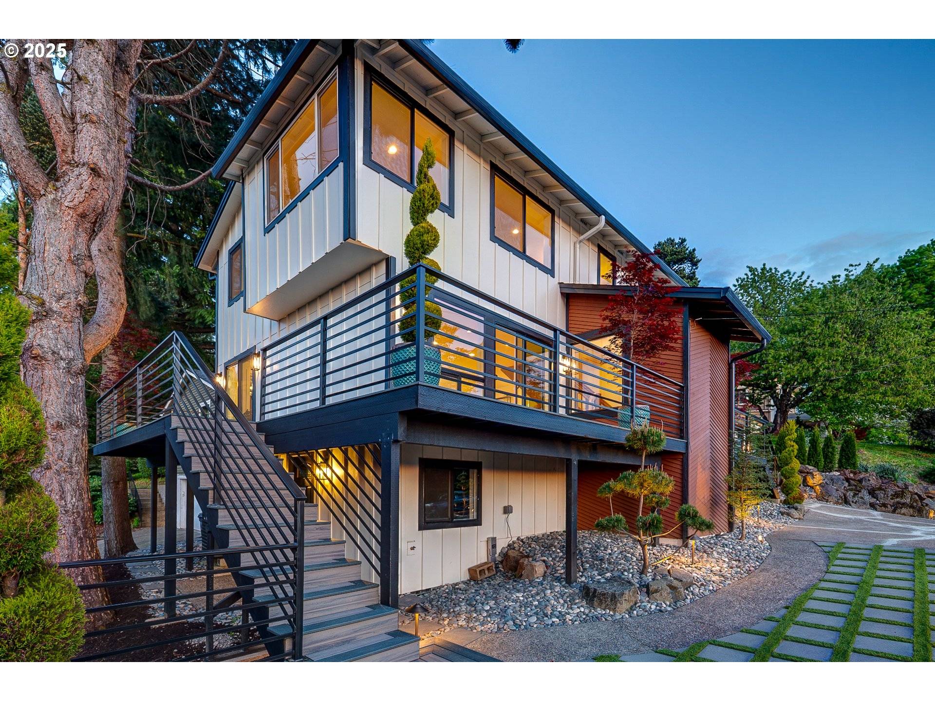 Portland, OR 97215,510 SE 62ND AVE