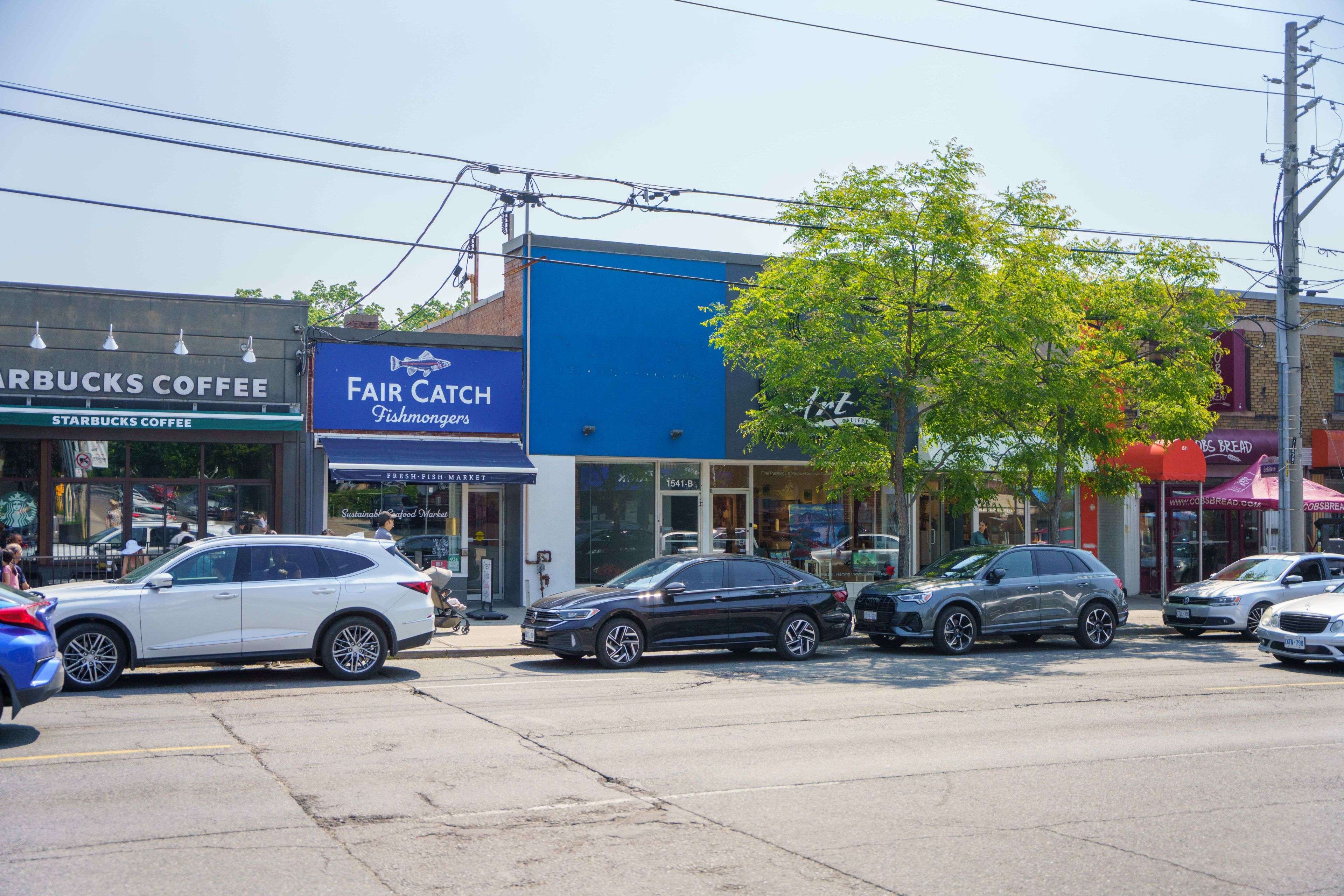 Toronto C11, ON M4G 3B5,1541* Bayview AVE #B