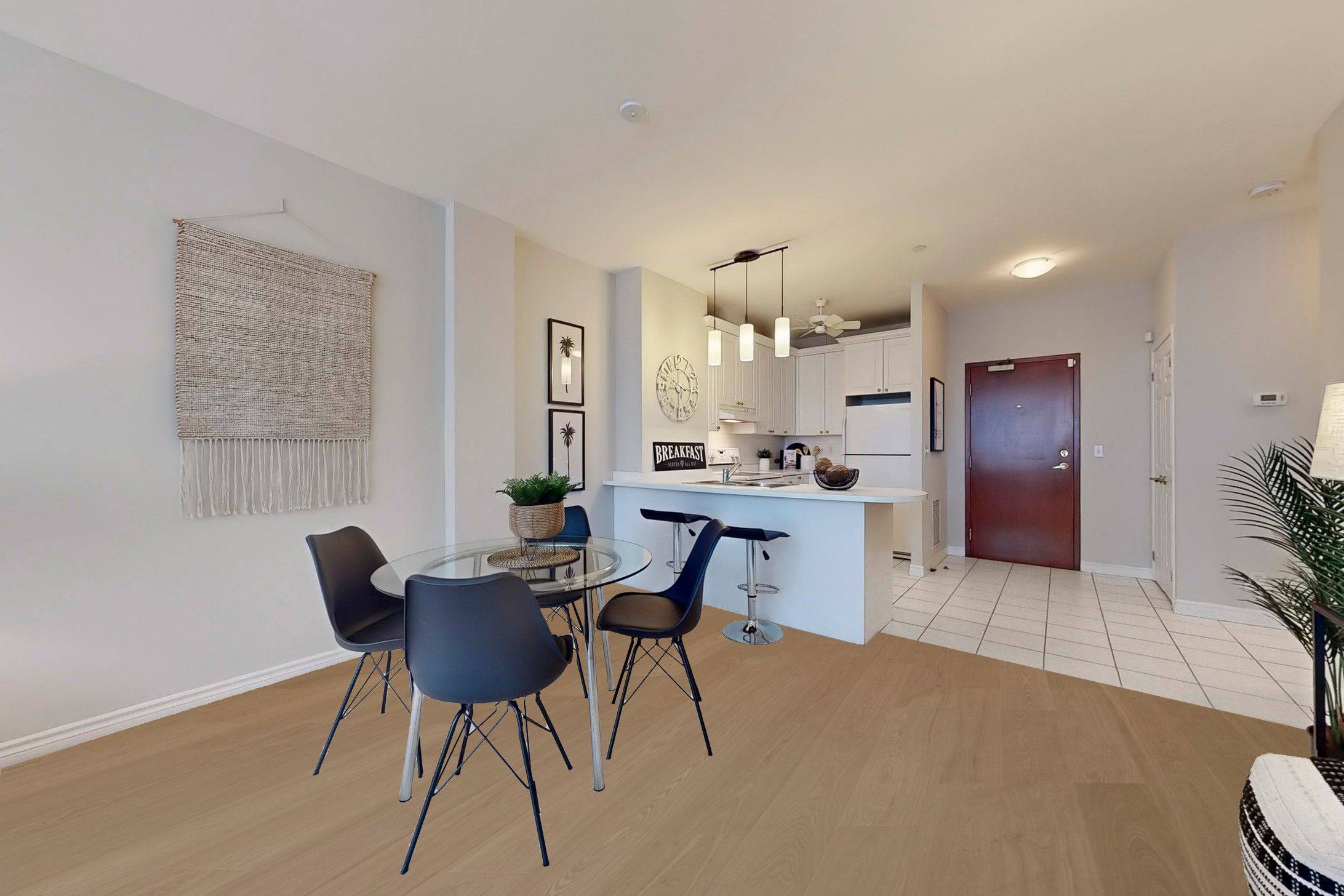 Toronto C02, ON M4W 3V8,980 Yonge ST #209