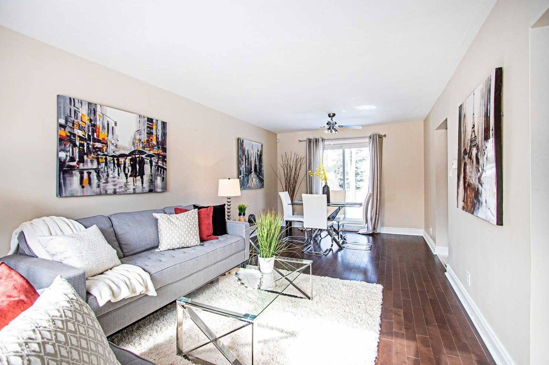 Toronto E04, ON M1K 2L5,106 Woodfern DR #Main