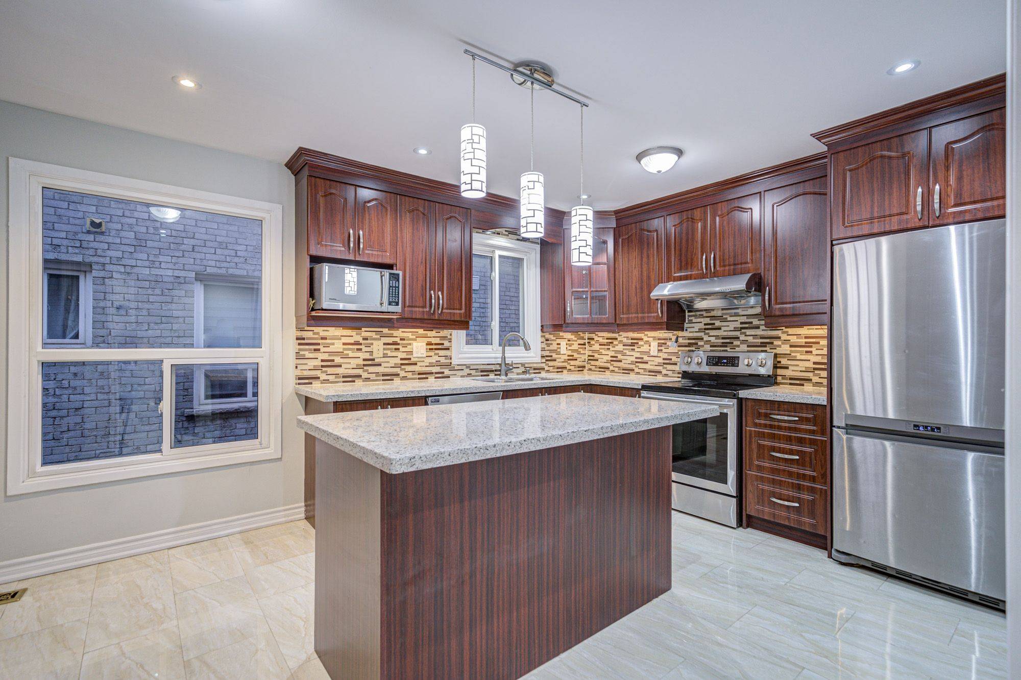 Markham, ON L3S 2M7,34 Terrosa RD