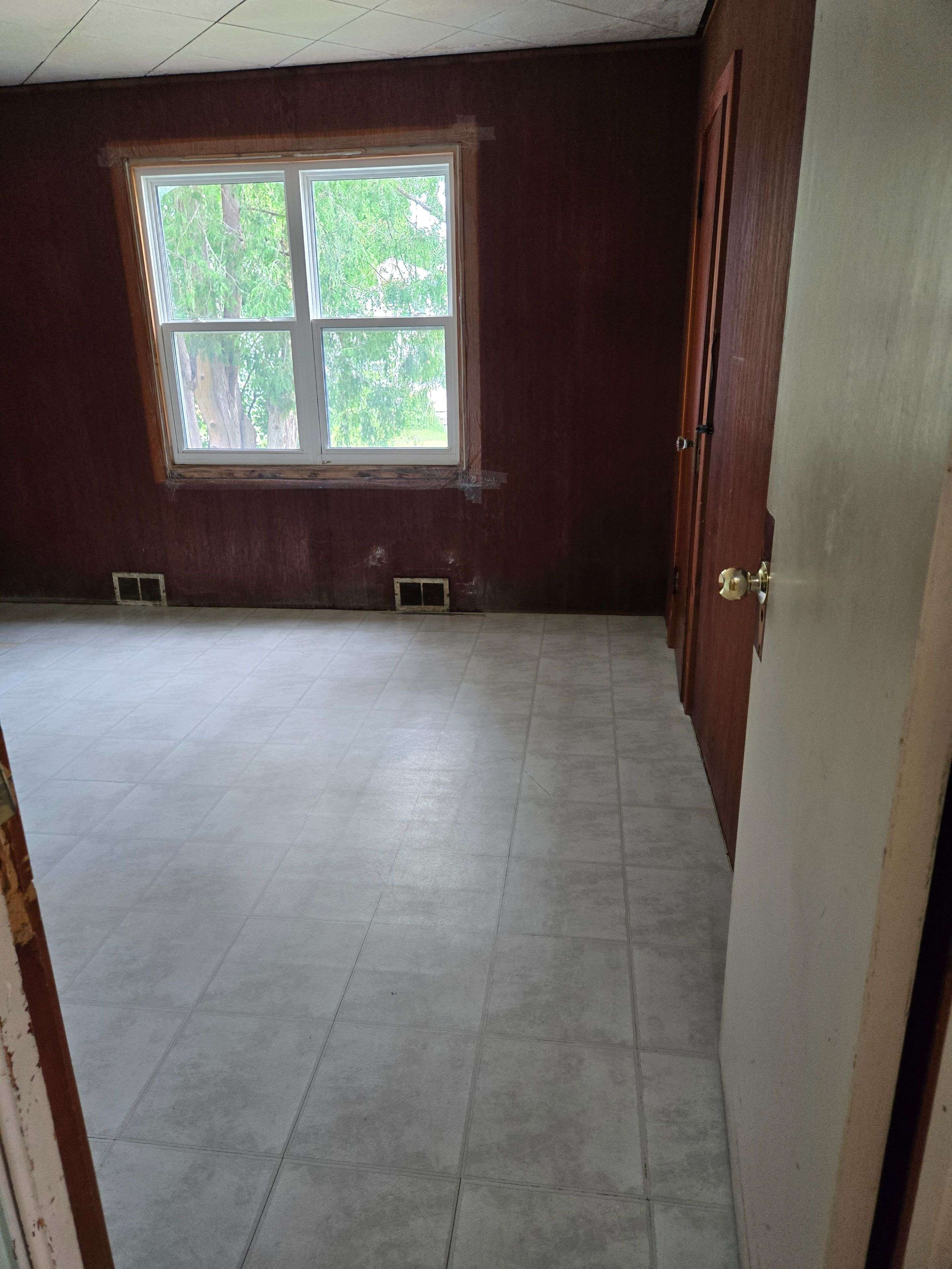 Orillia, ON L3V 5S7,81 Dufferin ST