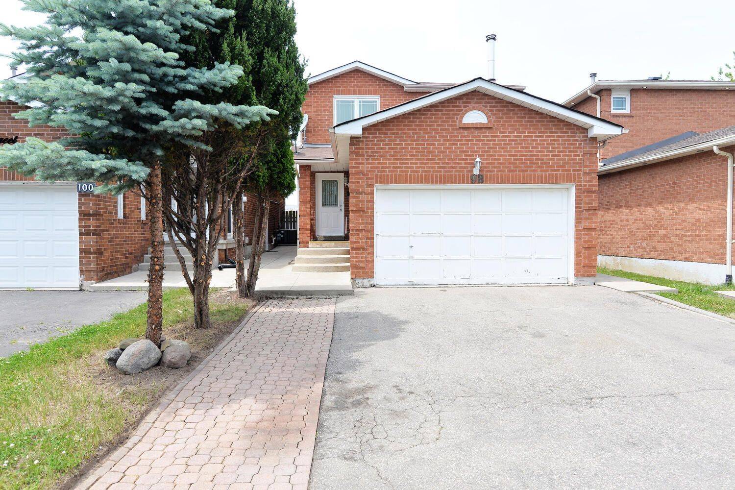 Brampton, ON L6X 3S7,98 Gatesgill ST