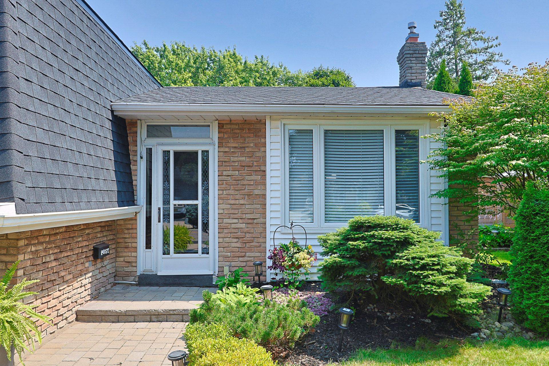 Burlington, ON L7L 5A3,4300 Longmoor DR