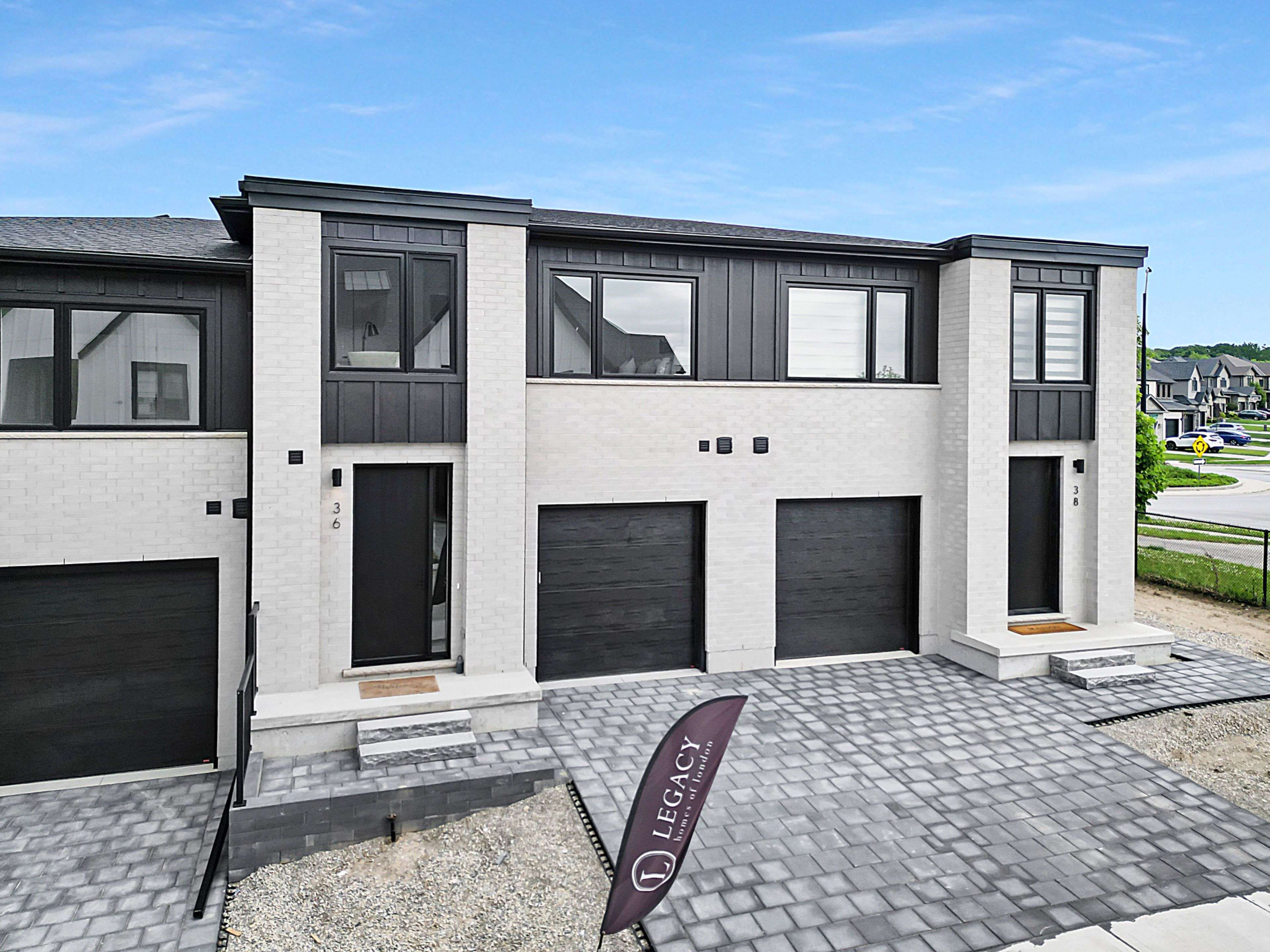 1175 RIVERBEND RD #30, London South, ON N6K 0L2