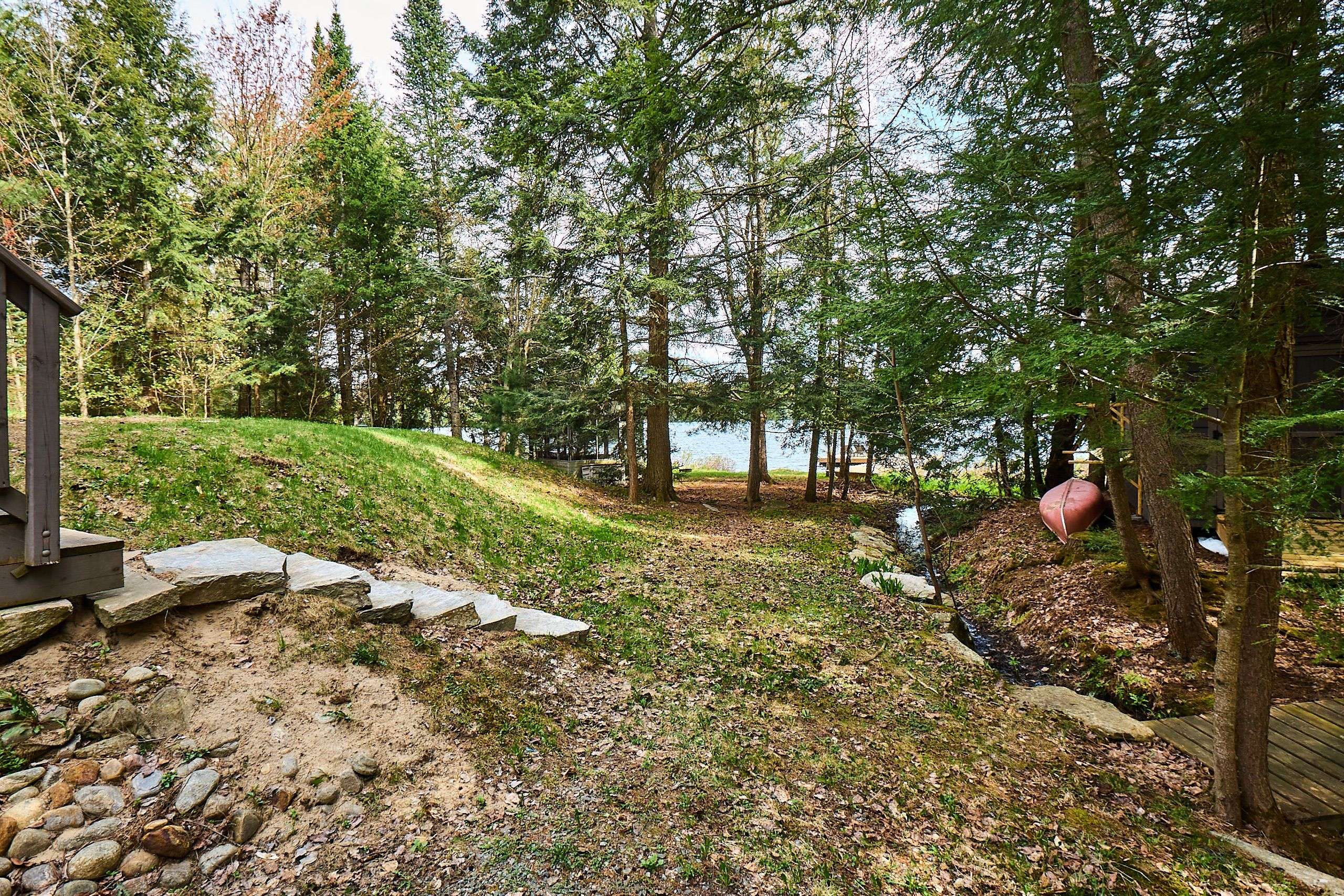 Huntsville, ON P1H 1J3,299 Pine Ridge RD