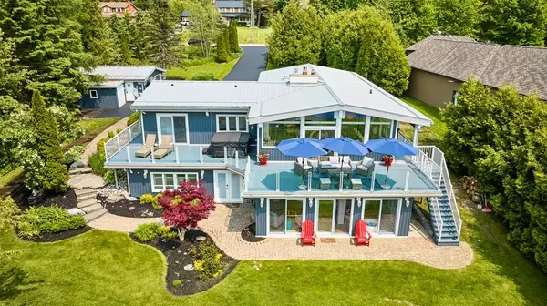 6 Ambleside DR, Scugog, ON L9L 1B4