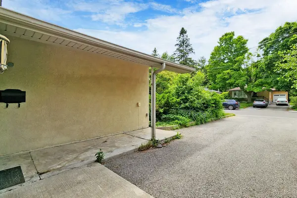 Aurora, ON L4G 2E9,3 Corbett CRES