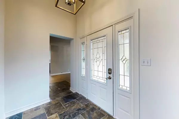 Aurora, ON L4G 2E9,3 Corbett CRES