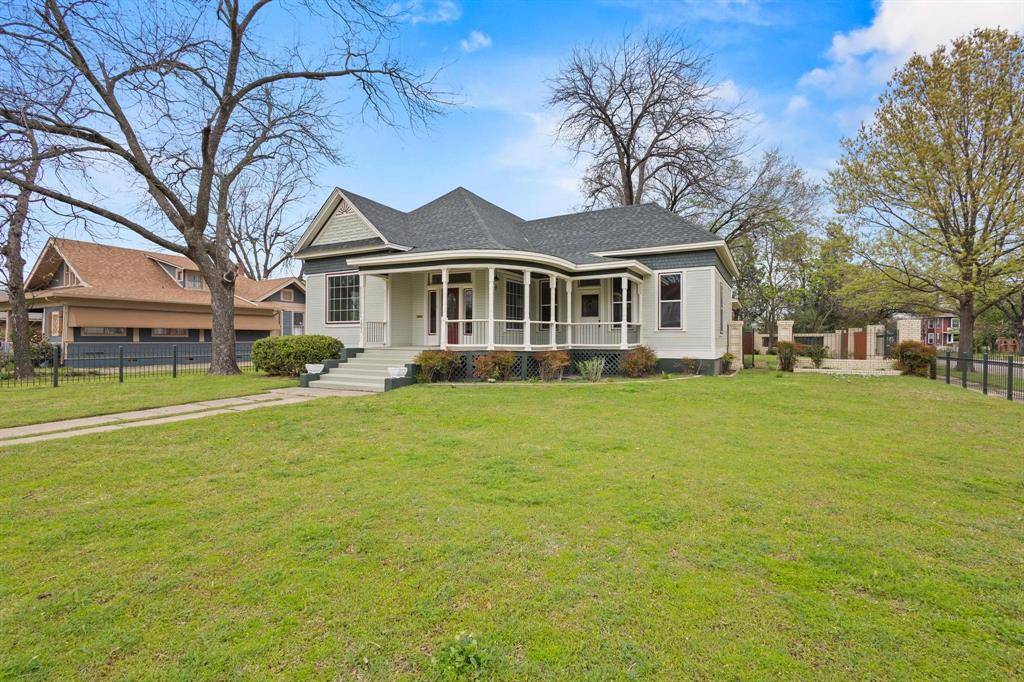Denison, TX 75020,1001 W Morton Street