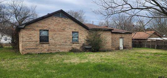 Arp, TX 75750,205 Hollywood Street