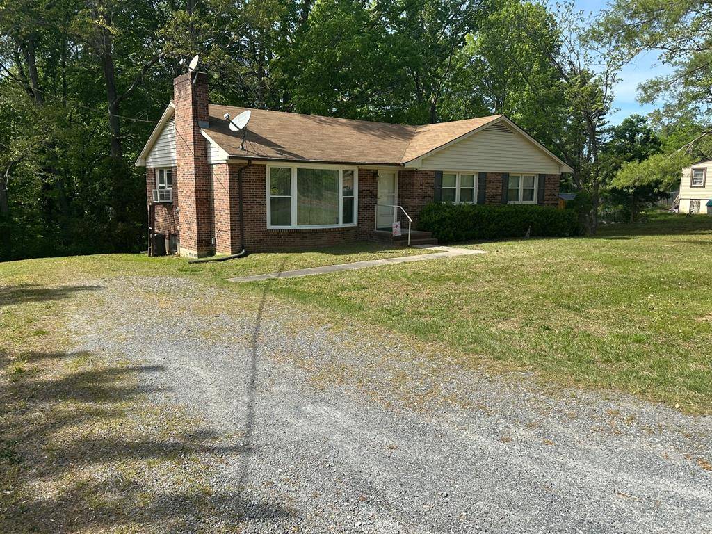 116 Carson Street, Brookneal, VA 24528