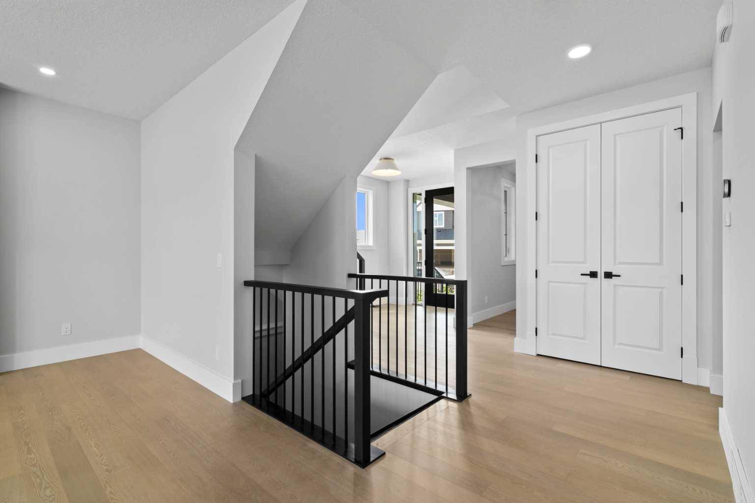 Calgary, AB T2X 5G5,205 Creekstone HL Southwest