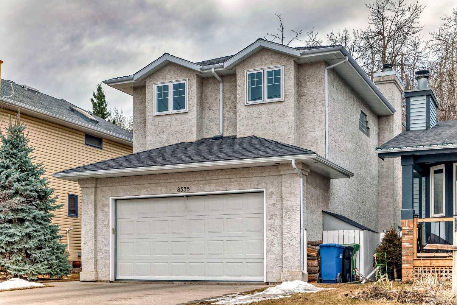 8535 33 AVE Northwest, Calgary, AB T3B 1M2