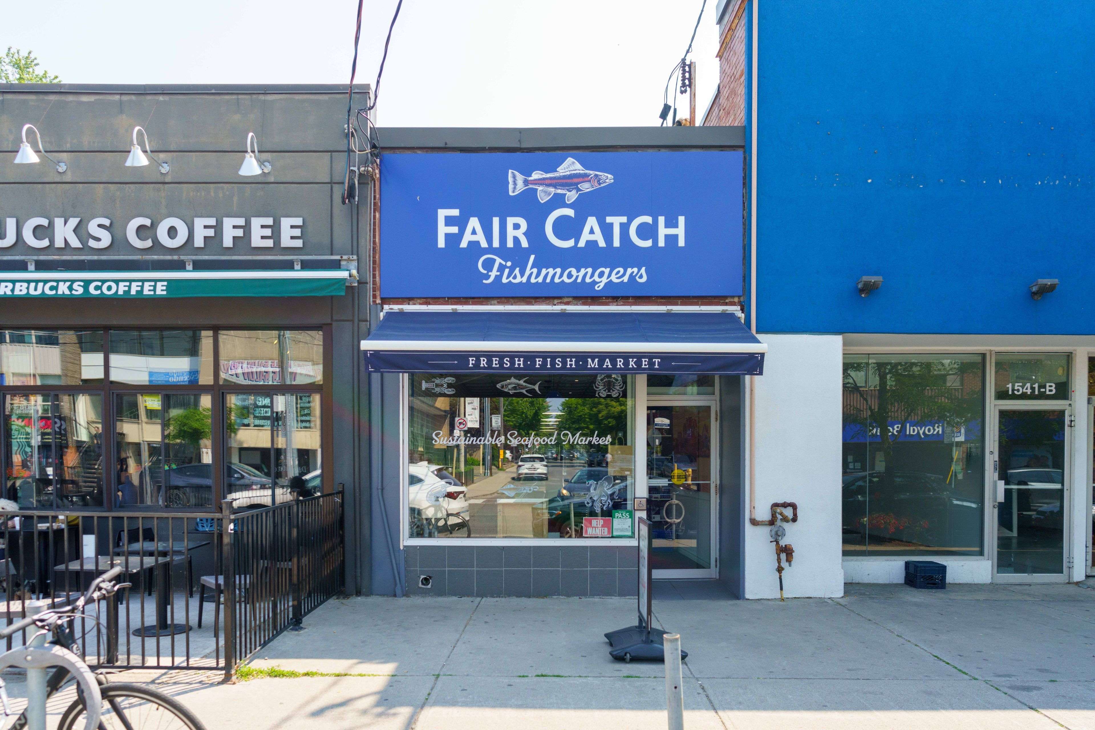 Toronto C11, ON M4G 3B5,1541* Bayview AVE