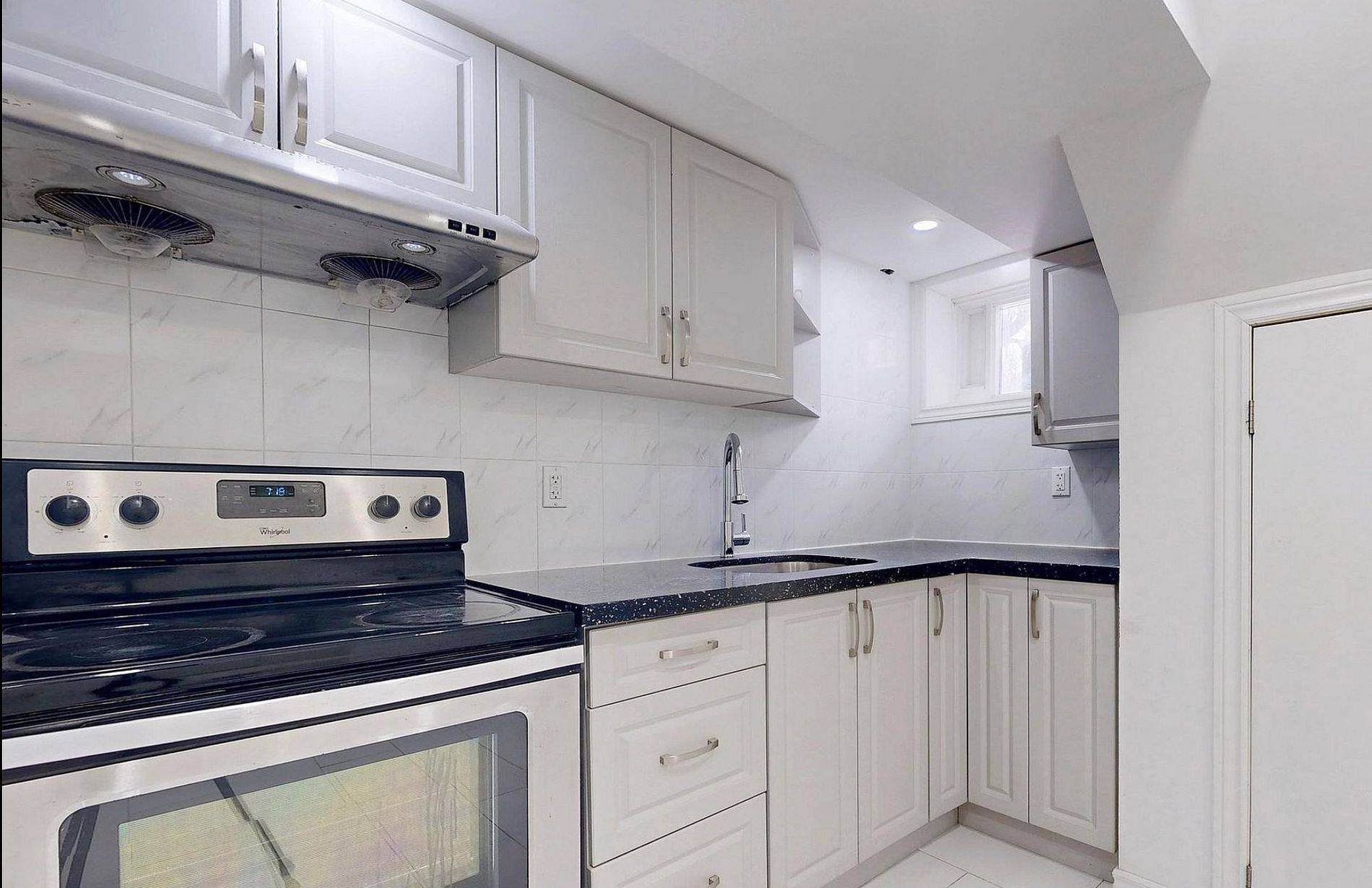 11 Dalehurst Ave AVE ##Lower, Toronto E09, ON M1G 2X6