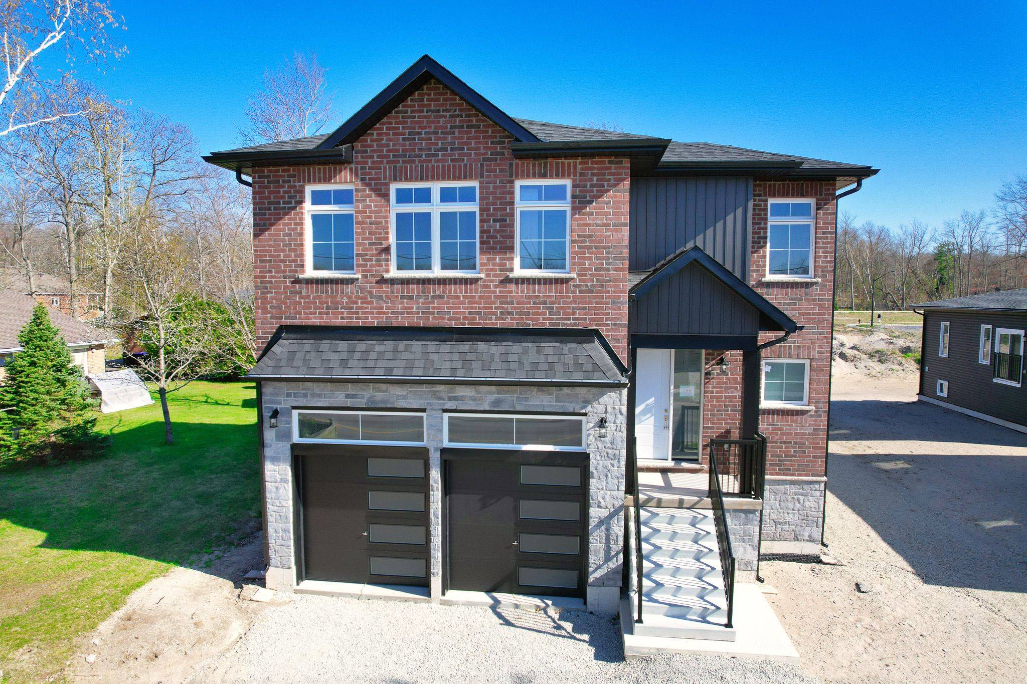 289 RAMBLEWOOD DR, Wasaga Beach, ON L9Z 2N9