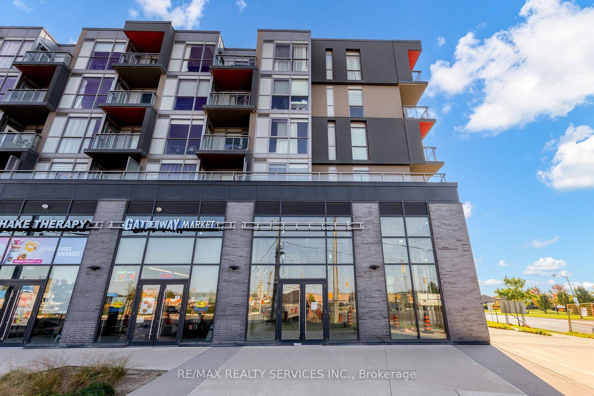 Burlington, ON L7L 0J4,5220 Dundas ST #1