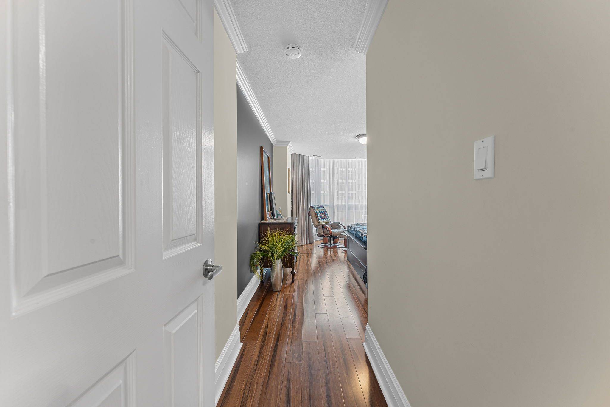 Hamilton, ON L8P 3K6,67 Caroline ST S #102