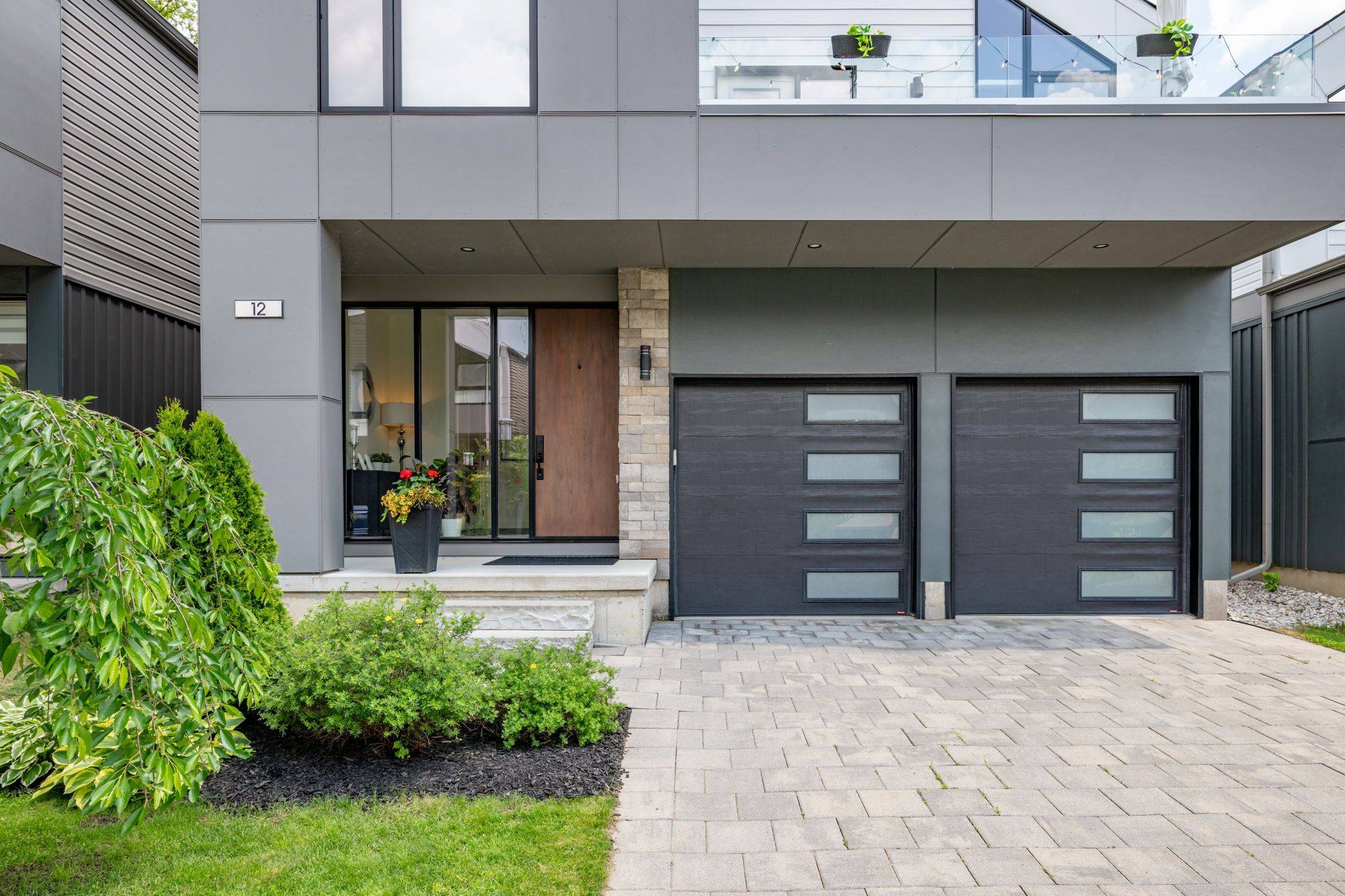 London North, ON N6H 0K4,1195 RIVERSIDE DR #12