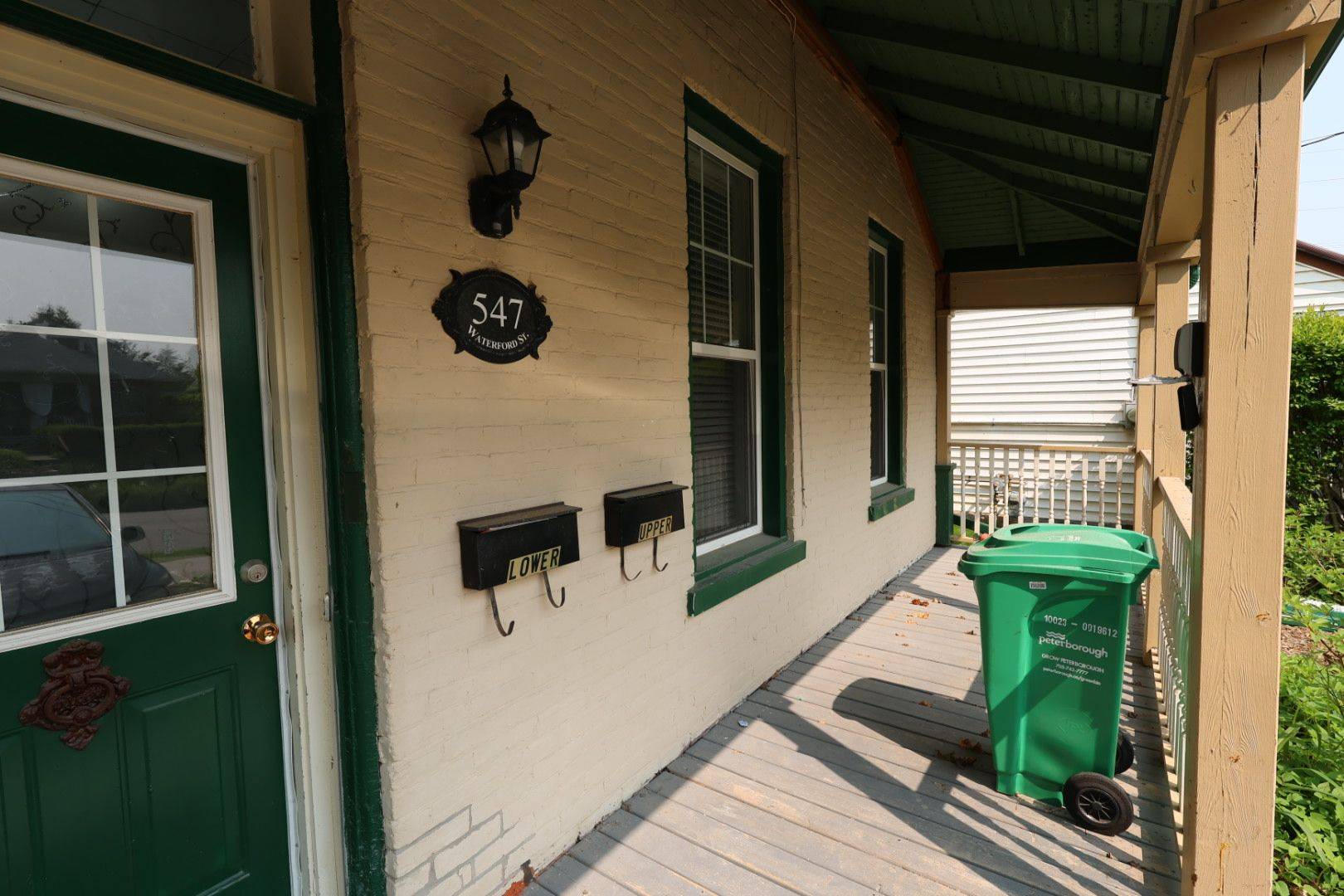 Peterborough Central, ON K9H 3K5,547 Waterford ST #LOWER