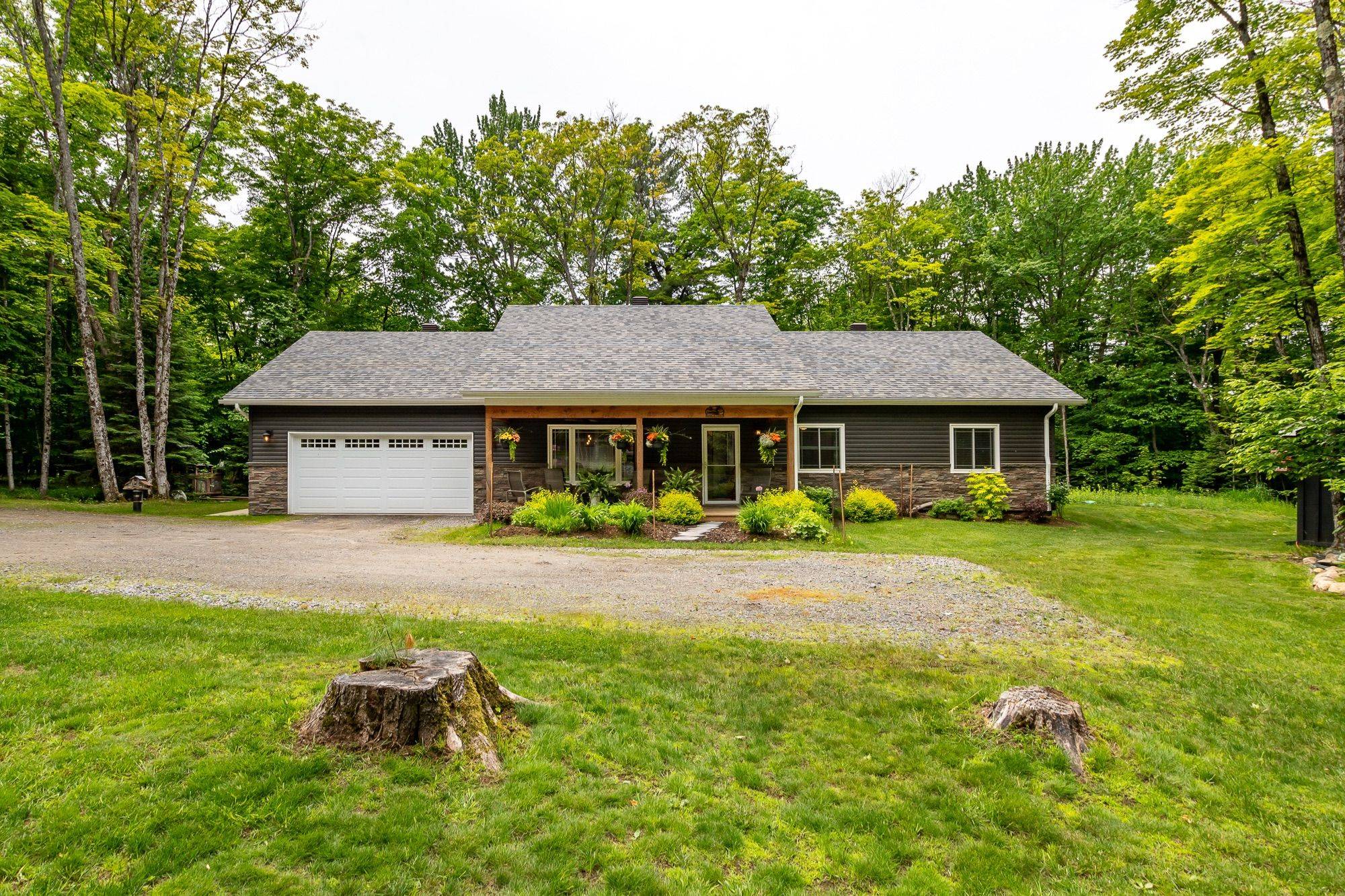866 South Waseosa Lake RD, Huntsville, ON P1H 2N5