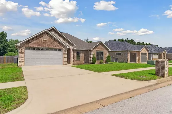 Bullard, TX 75757,1216 Nate Circle