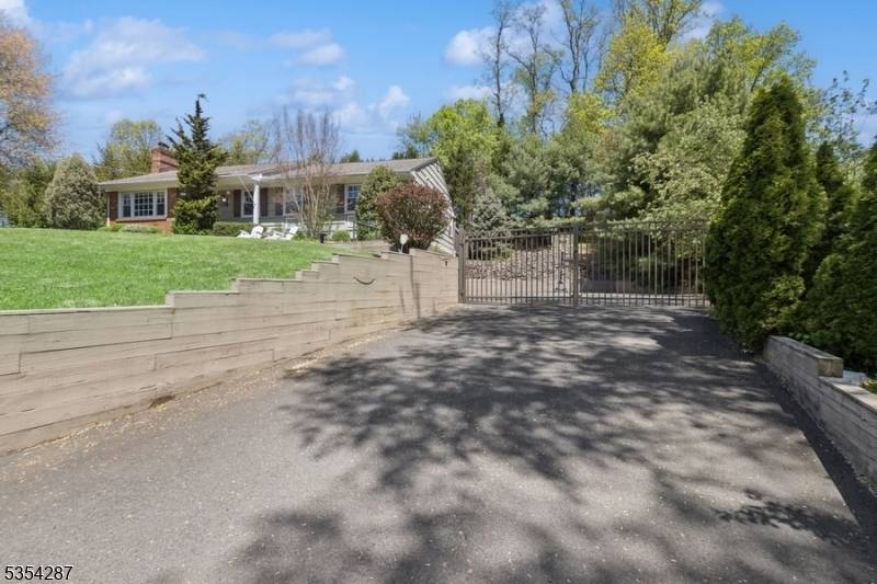 Westfield Town, NJ 07090,310 Springfield Ave