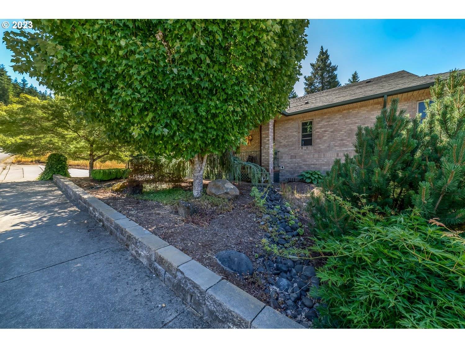 Oakridge, OR 97463,48482 E MEADOW WAY