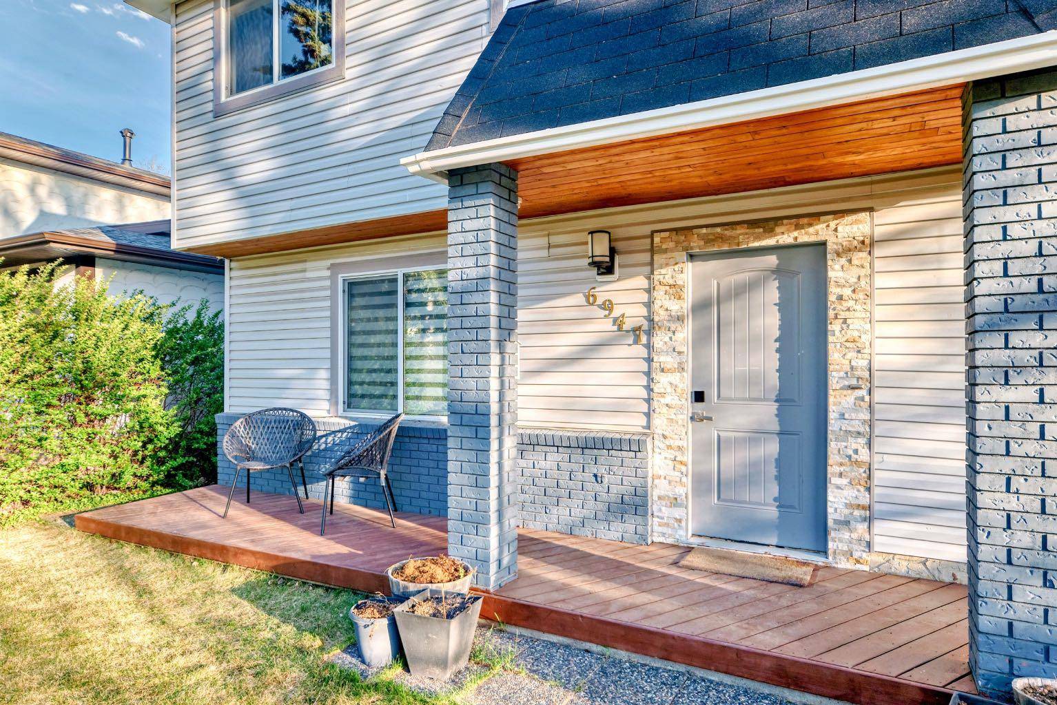 Calgary, AB T3B 3J2,6947 silver springs RD NW
