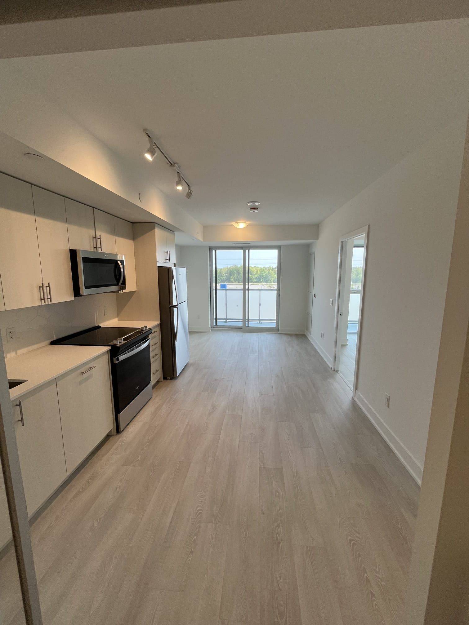 Oshawa, ON L1L 0W3,2545 Simcoe ST N #732