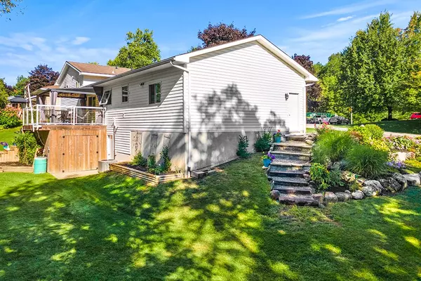 Owen Sound, ON N4K 4E1,699 20TH ST W