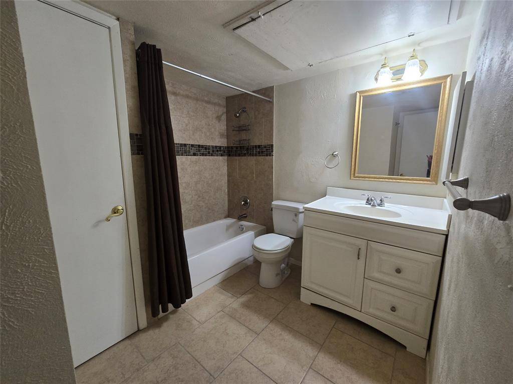 Dallas, TX 75219,4837 Cedar Springs Road #201